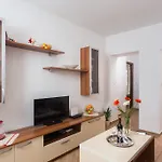 Gravosa Apartment *