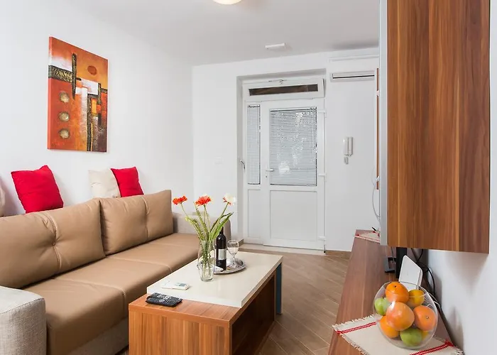 Gravosa- Free Parking *